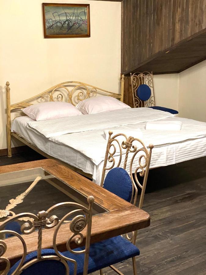 Квартира В Центрі На Вулиці Лесі Українки 19 Lviv Extérieur photo