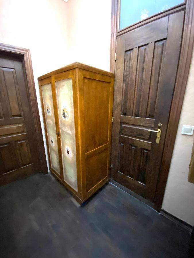 Квартира В Центрі На Вулиці Лесі Українки 19 Lviv Extérieur photo