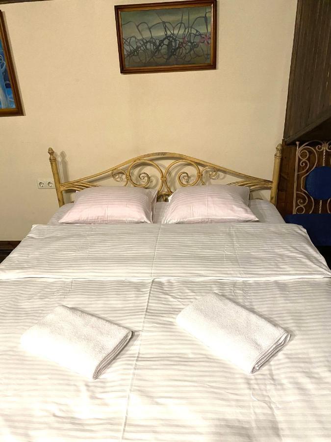Квартира В Центрі На Вулиці Лесі Українки 19 Lviv Extérieur photo